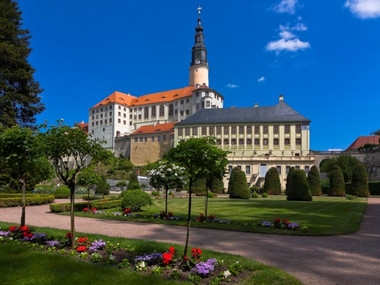 Parkanlage und Schloss Weesenstein